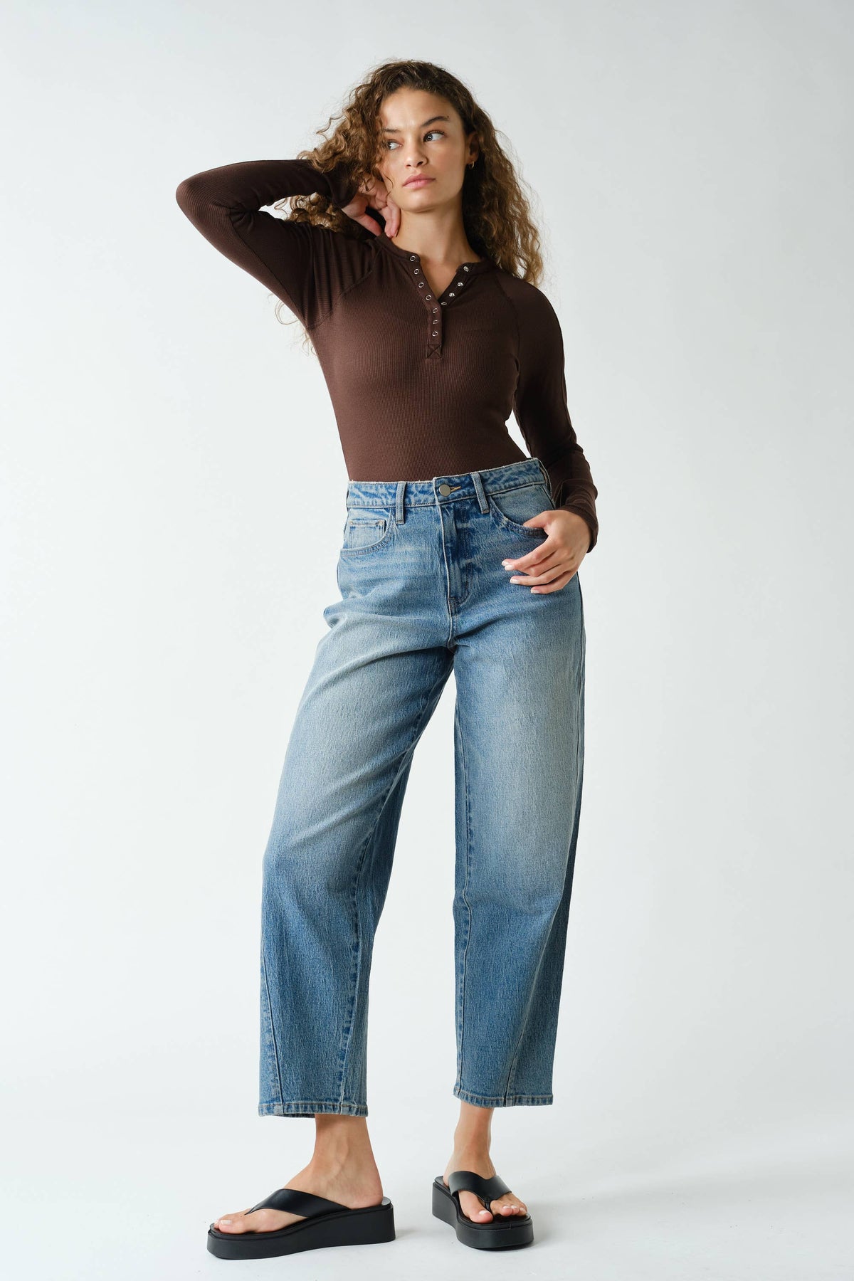 Essential Long-Sleeved Micro-Ribbed Henley Top