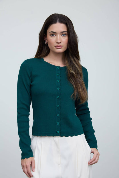 SCALLOPED BUTTON DETAIL LONG SLEEVE KNIT CARDIGAN : BURGUNDY