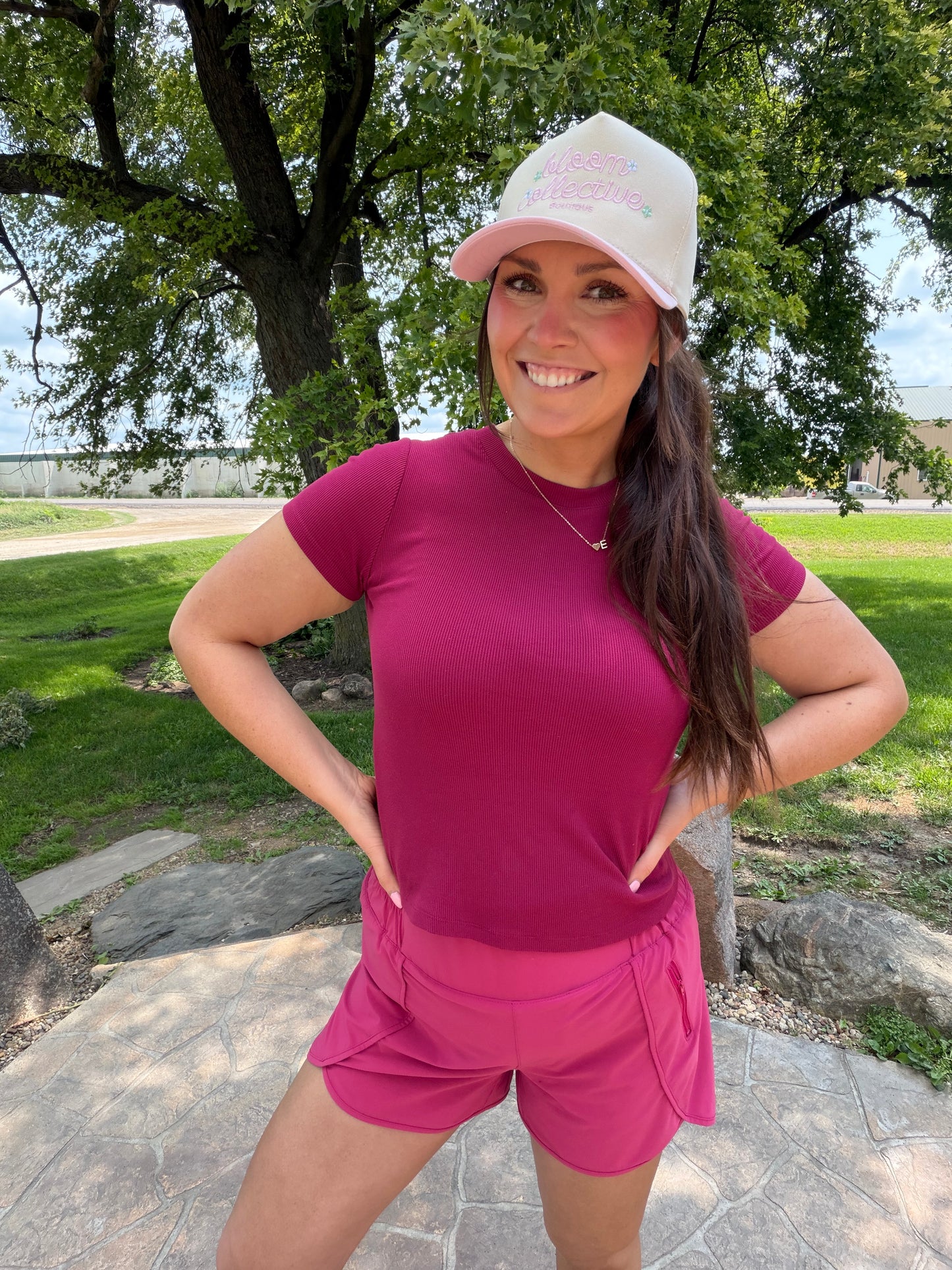 Contour Scallop Active Shorts