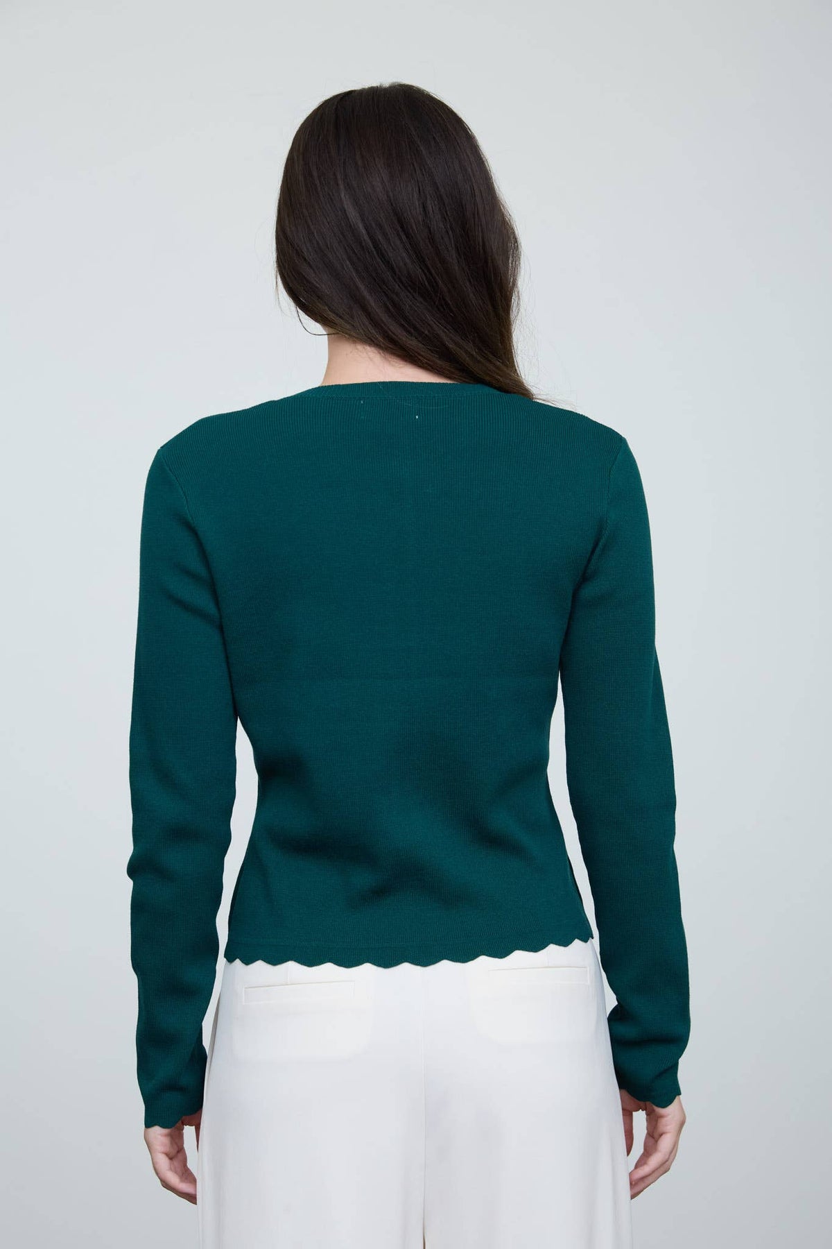 SCALLOPED BUTTON DETAIL LONG SLEEVE KNIT CARDIGAN : BURGUNDY