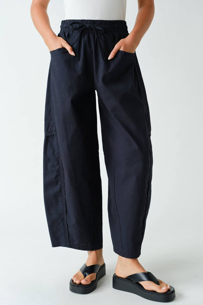 Cotton Barrel-Leg Utility Pants: Black