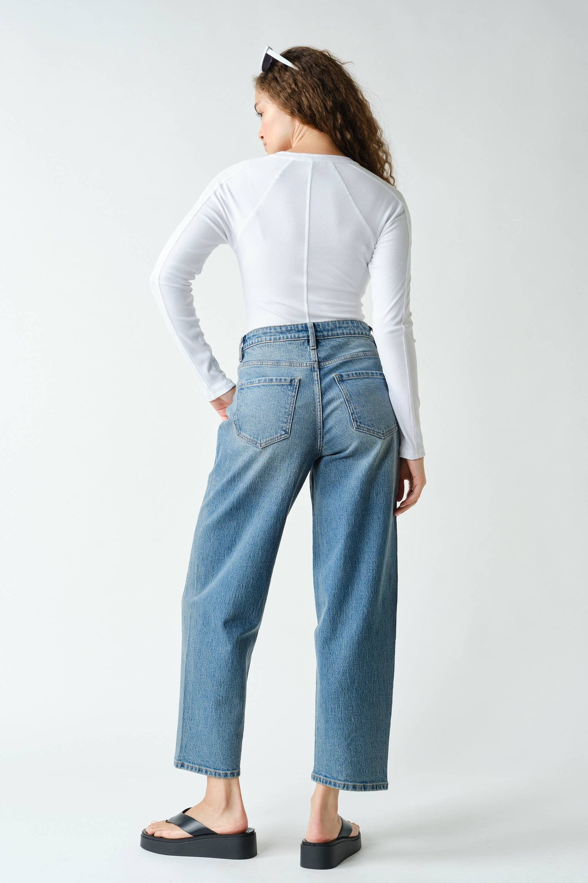 Essential Long-Sleeved Micro-Ribbed Henley Top